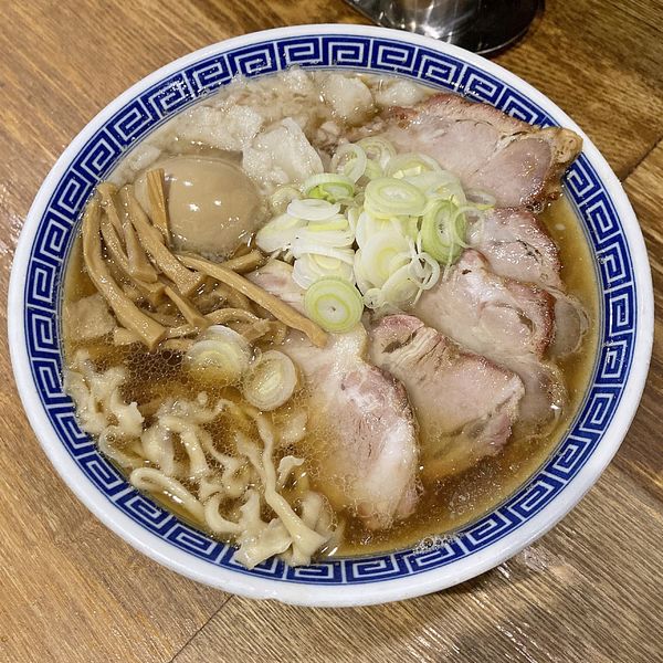 「味玉焼豚煮干し中華そば」@神保町 可以の写真