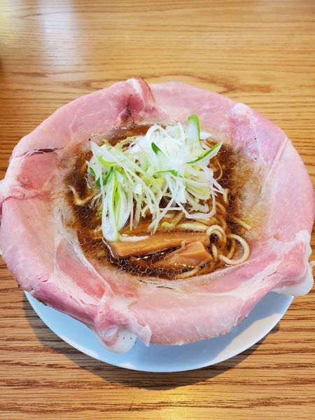 「ピストル(チャーシュー5枚)」@ラーメン大戦争 神田店の写真