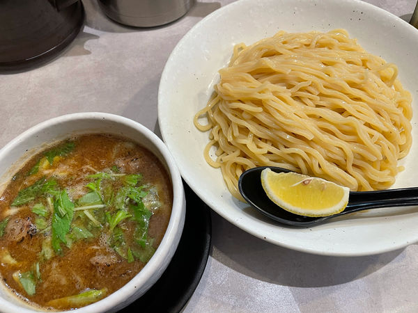 「ホルモンつけ麺、特盛」@GaGana RAMEN 極 渋谷店の写真