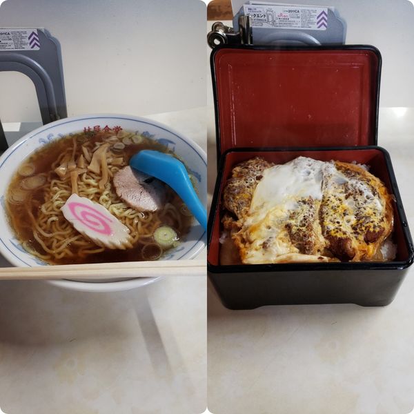 「ラーメン400円とカツ丼600円」@林屋食堂の写真