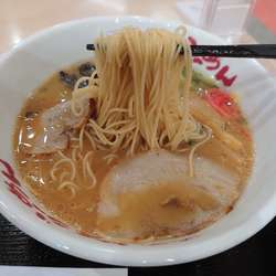 ラーメン 710円