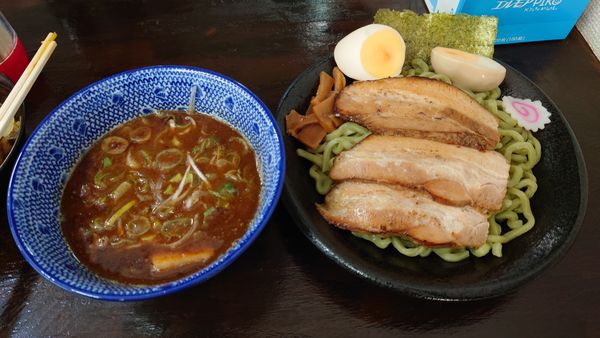 「つけそば（小） 700円+もつ煮込みセット 600円」@麺屋こうきの写真