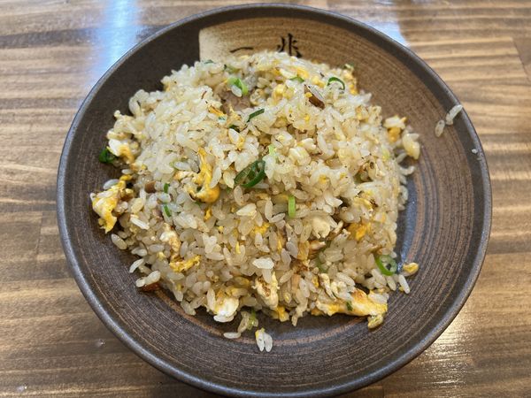 「味玉とんこつラーメン850円＋ちゃあ半200円」@とんこつラーメン 一兆の写真