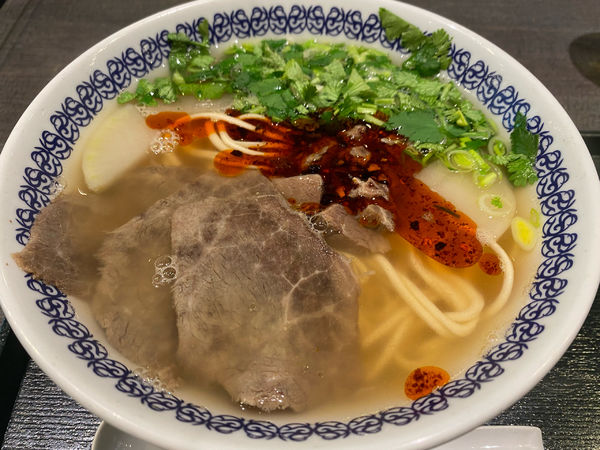「蘭州牛肉麺(細麺)」@馬子禄 牛肉面の写真