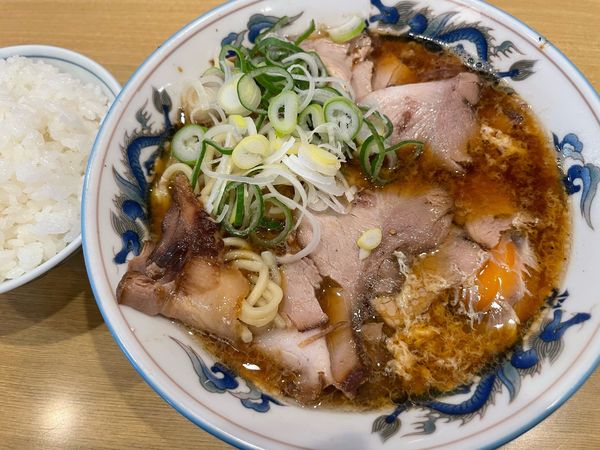 「小(800円)ライス(200円)生たまご(50円)」@大喜 根塚店の写真