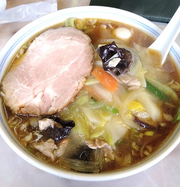 「うま煮らーめん+香り豚チャーシュー1枚」@来集軒 久下店の写真