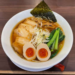 あごだし中華そば全部のせ