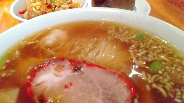「#ワンタン麺 #850円 #チャーシュー丼セット  #280円」@ウミガメ食堂の写真