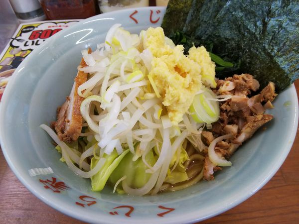 「汁なし鶏油そば　：醤油　※㋗で５００円　＋しょうが：無料」@ラーメン くじら家の写真