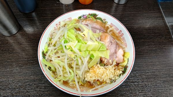 「ラーメン＋ヤサイニンニク」@ラーメン二郎 川越店の写真