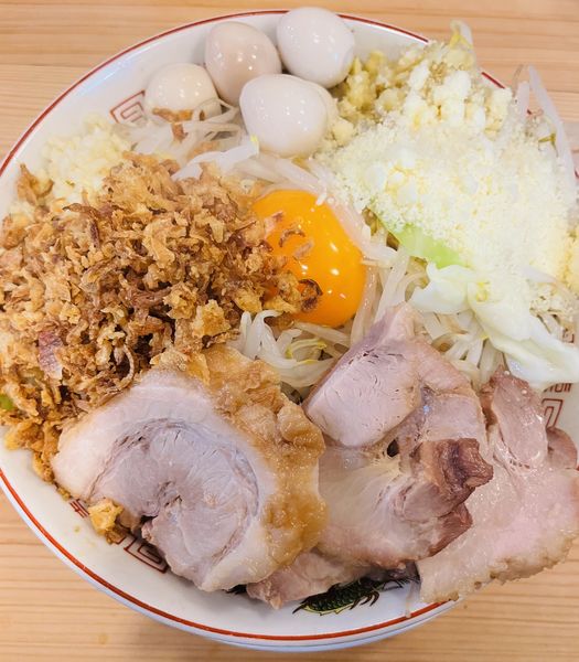 「汁なしラーメン」@ガッツリラーメンいち豚 いわき鹿島店の写真