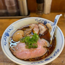 特製醤油ラーメン 1200円