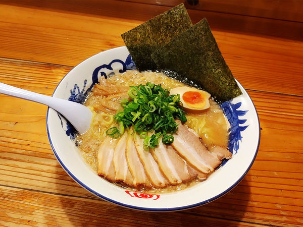 「極みチャーシュー（麺大盛り）」@みやこいち 本店の写真