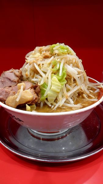 「大ラーメン850円野菜ニンニク辛め」@ラーメンタロー 蒲田の陣の写真