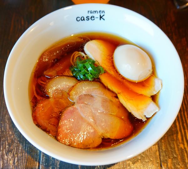 「特製らぁめん（醤油）＋クラフトビール②」@ramen case-Kの写真