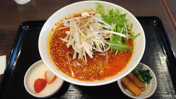 「【ランチセット】担々麺¥950-ライス無料」@中華 RiNの写真