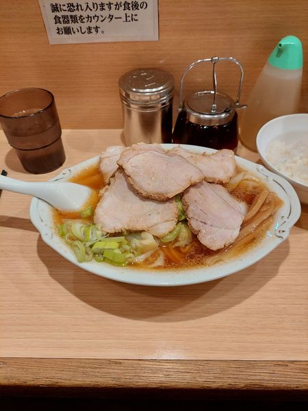 「チャーシューワンタン麺＋ライス」@らーめん 田丸の写真