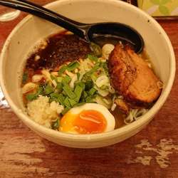 令4・3・9限定海老塩ラーメン(880円)
