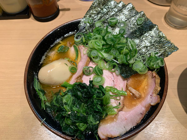 「特製ラーメン」@輝道家直系 皇綱家の写真