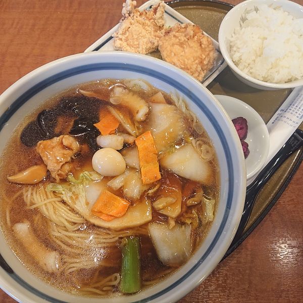 「五目うま煮めん880円、唐揚げセット230円」@三宝亭 信州中野店の写真