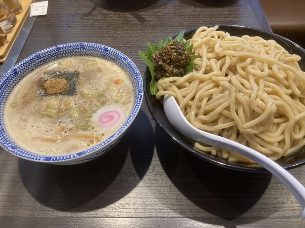 「生七味つけ麺(特盛)」@六厘舎 上野店の写真