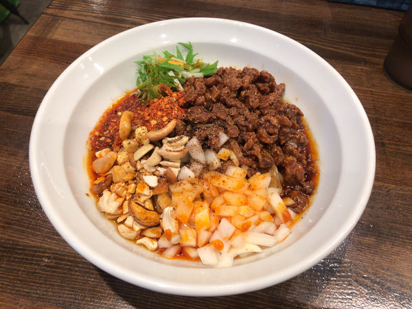 「汁なし担々麺（香酢）850円」@麺や一芯の写真