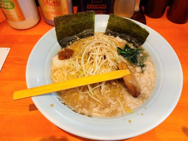「ネギラーメン750円」@ラーメンショップ椿 春日部南桜井店の写真