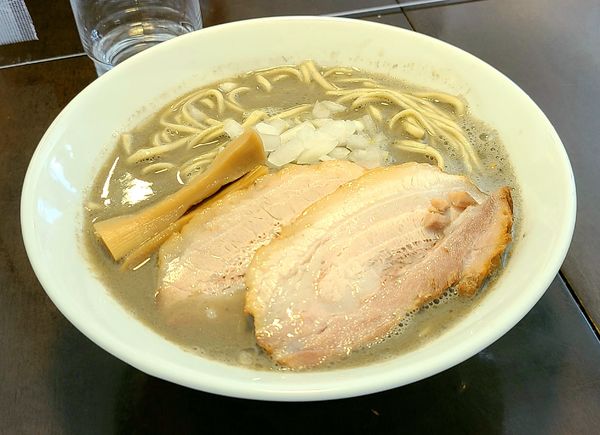 「限定 濃厚煮干しそば」@ラーメン屋 ステイゴールドの写真