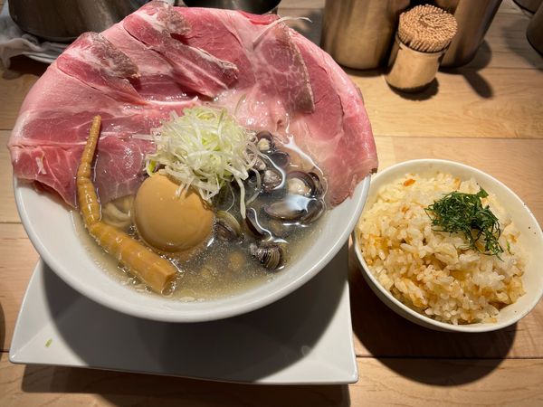「しじみラーメン　煮卵、チャーシュー2枚トッピング」@くそオヤジ最後のひとふり 本店の写真