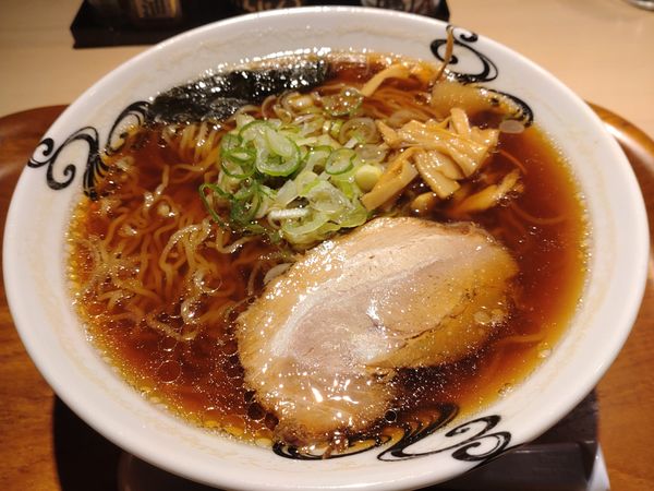 「中華そば550円(ランチ)」@らーめん海道 灯う家の写真