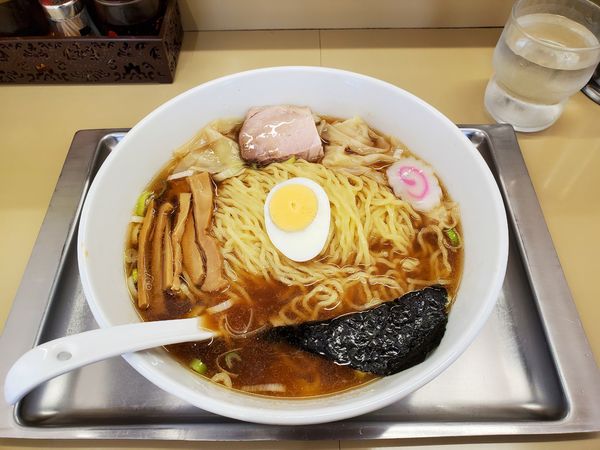 「ワンタン麺　中」@中華そば 大咲の写真