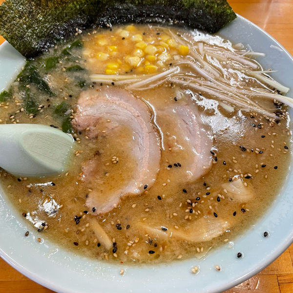 「味噌ラーメン 690円 半ライス」@ラーメンショップ 足利50号店の写真