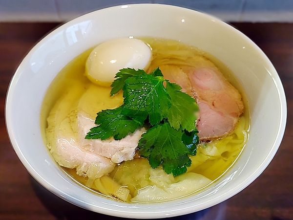 「特製白醤油そば」@中華そば 馨の写真