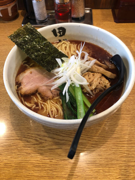 「本家　田ぶしらーめん（大盛り）」@麺処 田ぶし 横浜店の写真