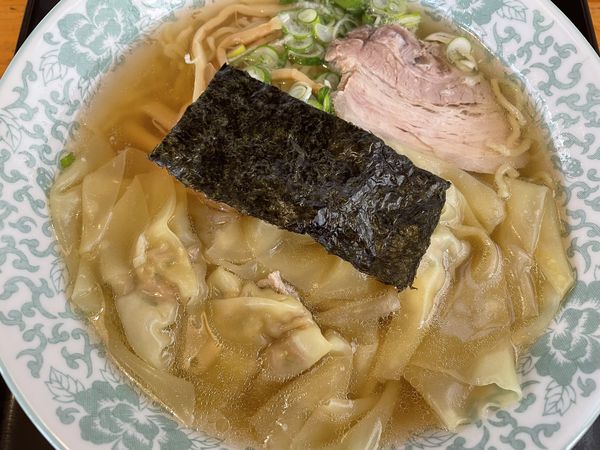 「ワンタンメン750円」@いさご食堂の写真