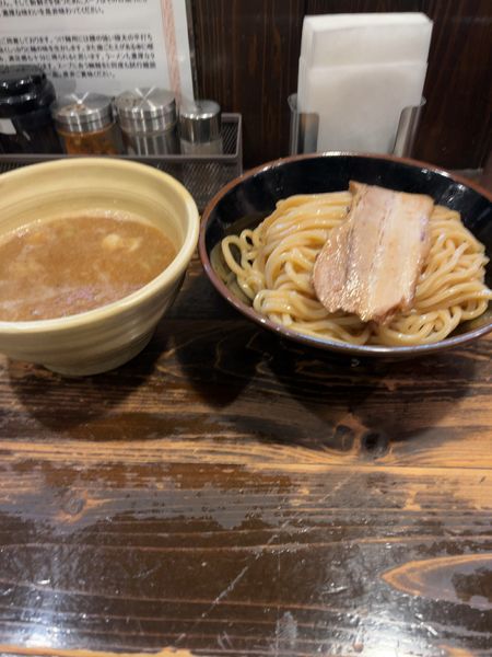 「京介魚介つけめん 中盛り チャーシュートッピング」@つけめん屋 赤羽京介の写真