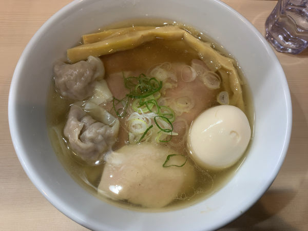 「特製塩中華そば1250円」@手揉み中華そば 中村の写真