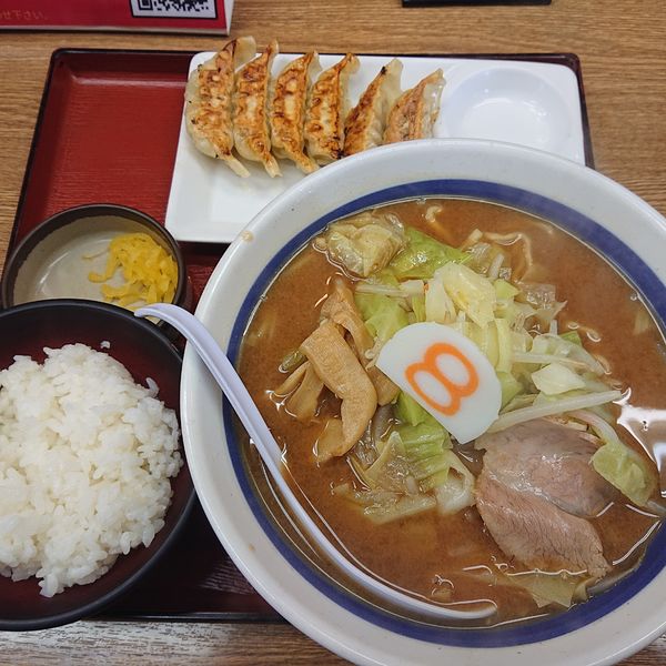 「Ａセット(味噌)(1012円)」@8番らーめん 富山呉羽店の写真