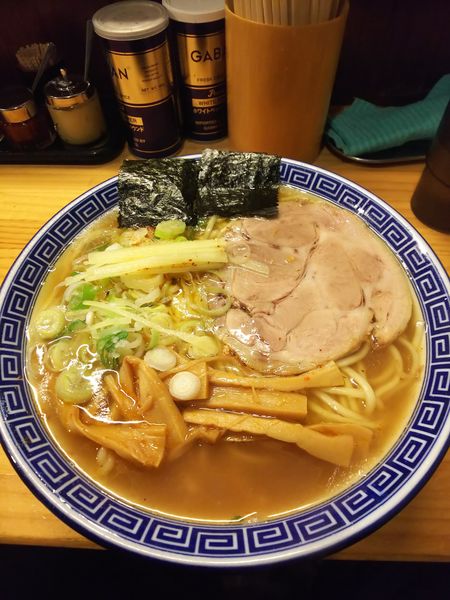 「塩中華そば中盛」@魂の中華そばの写真