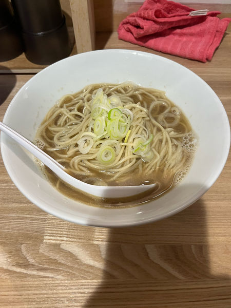 「中華そば・小 650円」@自家製麺 伊藤 神田店の写真