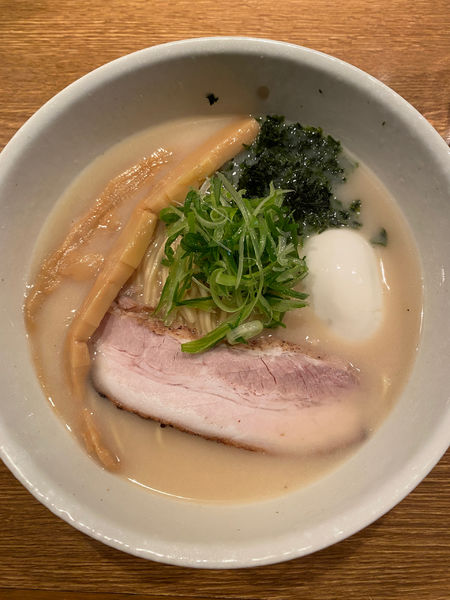 「鶏白湯塩ラーメン」@中華そば 桃李の写真