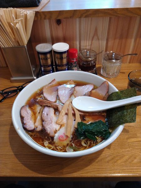 「焼豚ワンタン麺　大盛　1330円」@白河中華そば こすがの写真