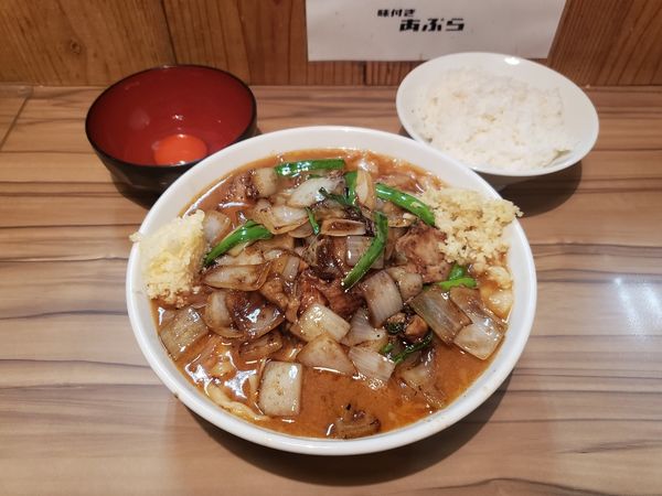 「①ヒノスタ(中盛:1辛:￥900)②こだわり卵(￥50)③ライス」@ヒノブタスタミナ 南越谷店の写真