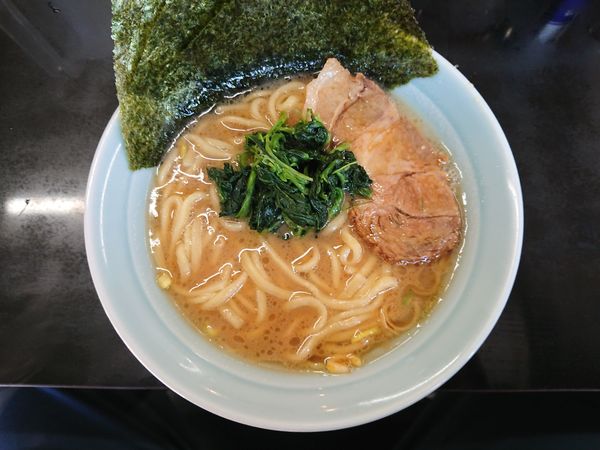 「濃厚豚骨醤油ﾗｰﾒﾝ￥700＋小ﾗｲｽ￥50」@濃厚豚骨ラーメン 竹三郎の写真