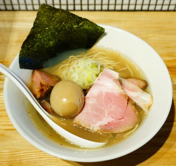 「【限定朝ラー】味玉チャーシューしじみそば」@らーめん 改の写真