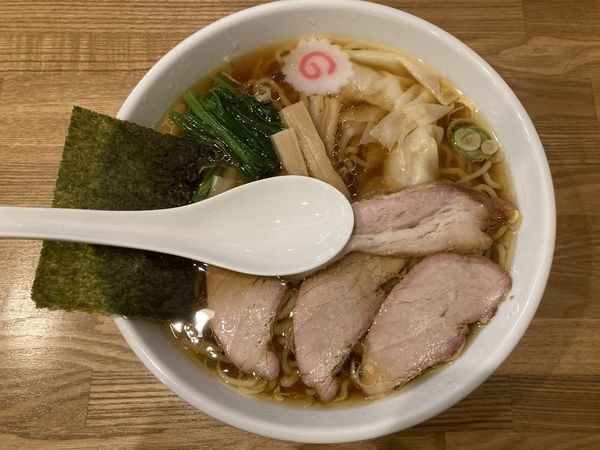 「ワンタン麺」@白河中華そば こすがの写真