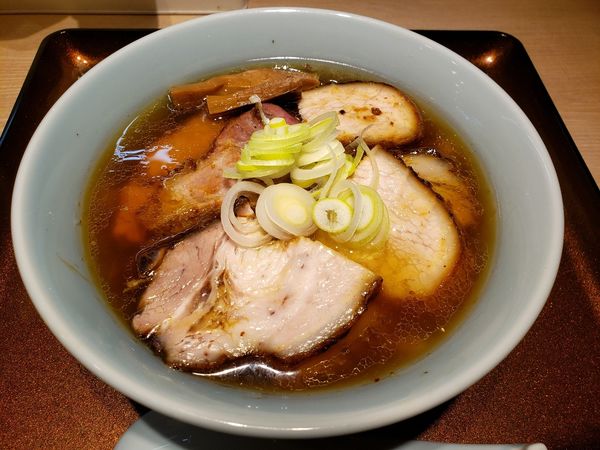 「手打ち麺　ＭＩＸチャーシュー」@まるえ中華そばの写真