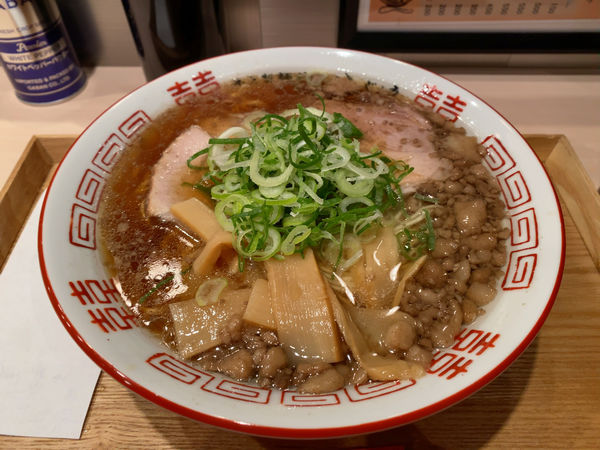 「尾道ラーメン　800円」@尾道ラーメン 八じゅう 蒲田本店の写真