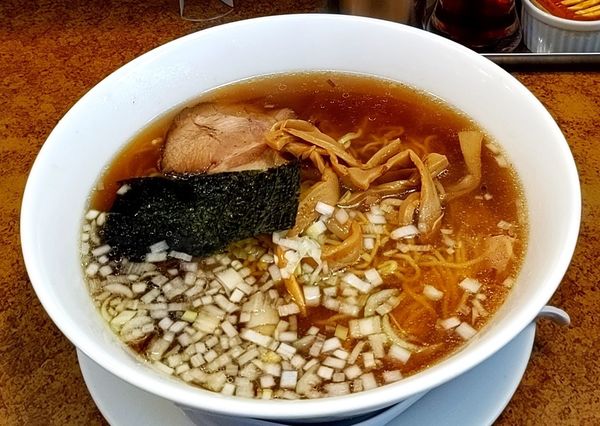 「自家製らーめん」@ゆうえん 松戸駅西口店の写真