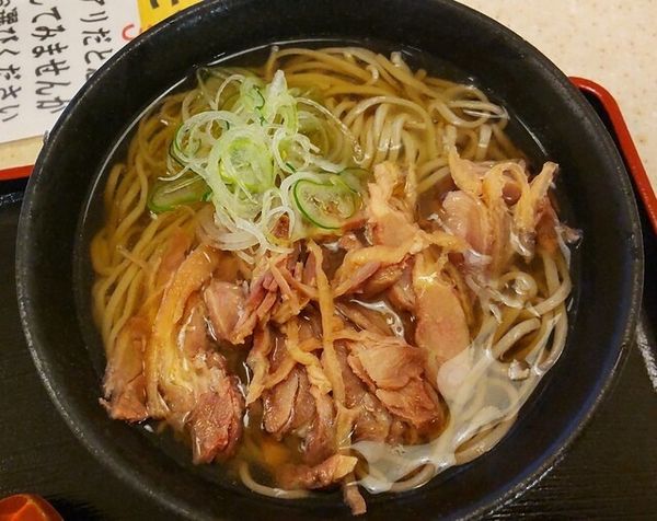 「冷たい肉そばこってり大盛895円」@山形の肉そば屋の写真